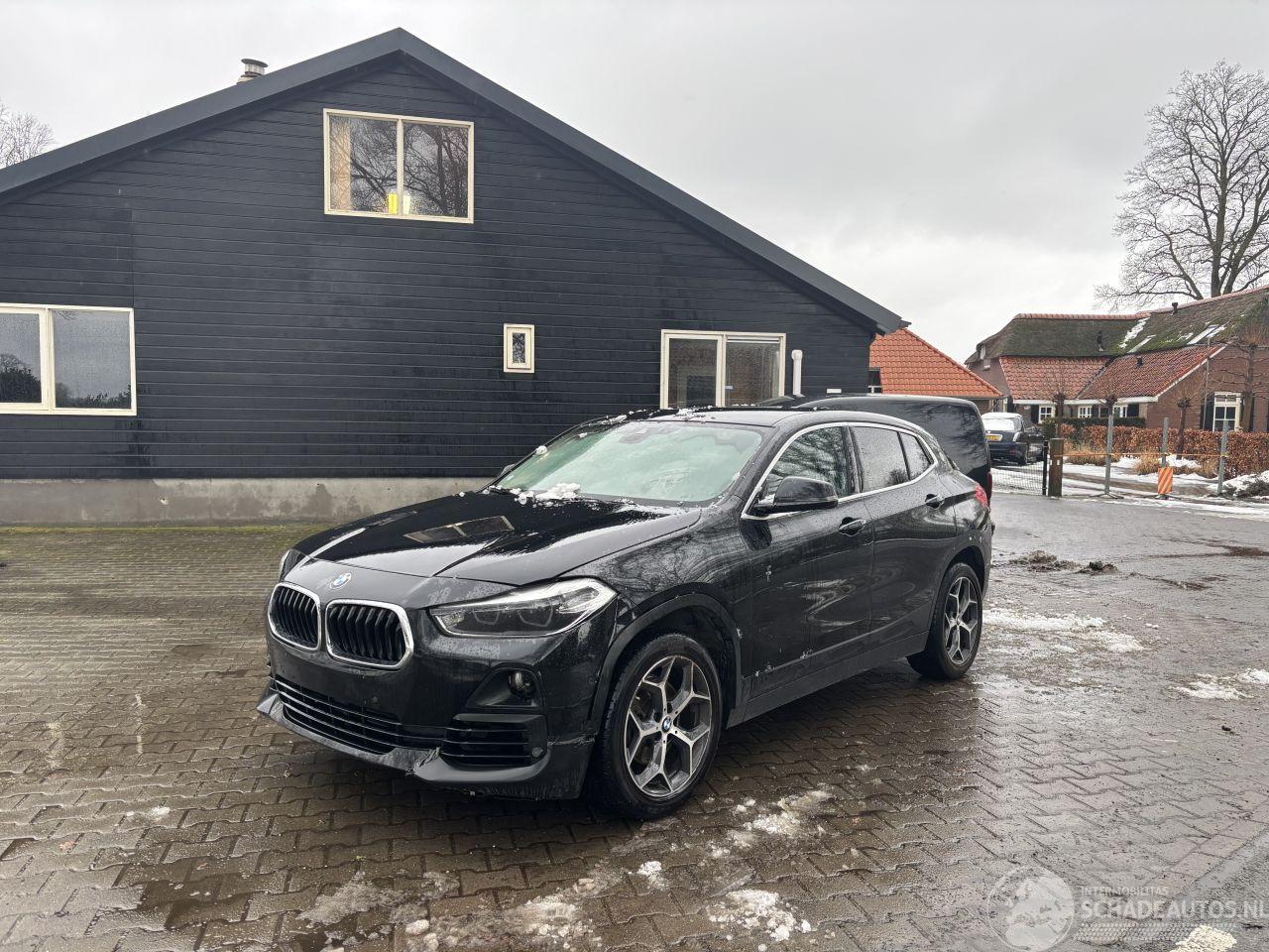 BMW X2 XDRIVE SPORT NAVI CLIMA LEER LED B.J 07-2019