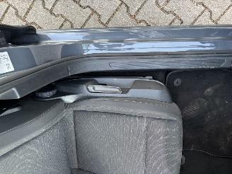 Volkswagen Golf 8 TSI 110 PK EDITION NAVI CLIMA CAMERA LED PRIVACY GLASS B.J 2023 picture 15