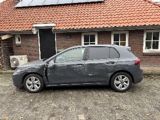 Volkswagen Golf 8 TSI 110 PK EDITION NAVI CLIMA CAMERA LED PRIVACY GLASS B.J 2023 picture 13