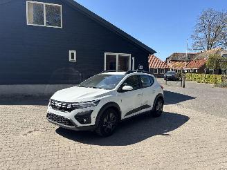 Schadeauto Dacia Sandero STEPWAY AIRCO CAMERA PDC APP B.J 03-2025 2025/3