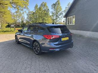 Ford Focus ST LINE PANO NAVI CLIMA CAMERA LED HEAD UP B.J 2019 picture 4