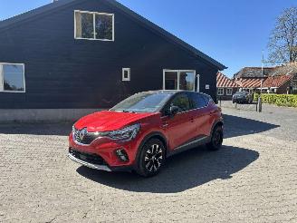 Unfallwagen Renault Captur AUTOMAAT 1.6 E-TECH HYBRIDE NAVI CLIMA CAMERA LED B.J 2023 2023/5