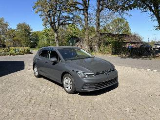 Volkswagen Golf 8 TSI 110 PK NAVI CLIMA CAMERA LED PDC PRIVACY GLASS B.J 04-2023 picture 4