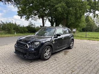 damaged passenger cars Mini Countryman COOPER HYBRIDE PLUG IN SE 4AWD AUTOMAAT NAVI CLIMA LEER LED PDC B.J 12-2019 2019/12