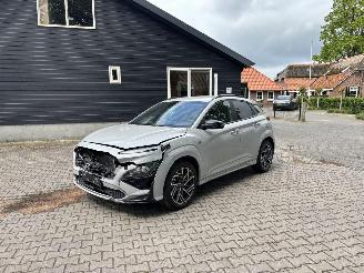 Unfallwagen Hyundai Kona N-LINE SPORT 1.0 T-GDI CLIMA CAMERA APP LED B.J 04-2023 2023/4