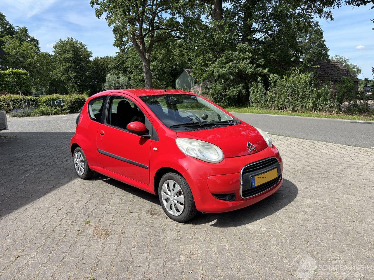 Citroën C1 3-drs Edition B.J 2010 parkeerschade