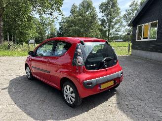 Citroën C1 3-drs Edition B.J 2010 parkeerschade picture 3