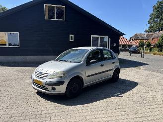 Coche accidentado Citroën C3 1.4 Edition 5-drs Stuurbekr Elec pakket Trekhaak B.J 2003 APK Mei 2027 2003/4