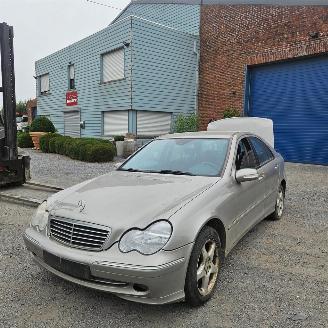 Avarii autoturisme Mercedes C-klasse C 200 CDI BERLINE 2003/10