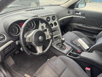 Alfa Romeo 159  picture 13