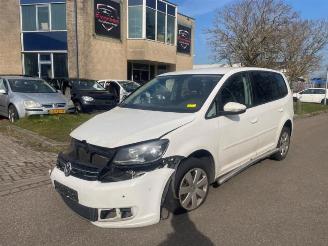 rozbiórka samochody osobowe Volkswagen Touran Touran (1T3), MPV, 2010 / 2015 2.0 TDI 16V 140 2013/4