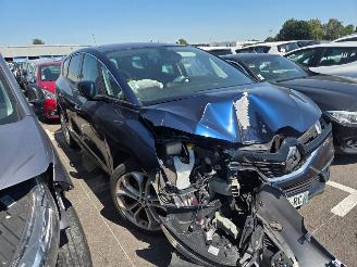 Schadeauto Renault Scenic  2018/12