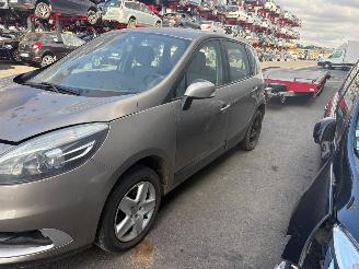 Avarii autoturisme Renault Scenic  2013/2