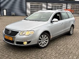 Avarii autoturisme Volkswagen Passat 2.0 TDI 16V 140 Combi/o  Diesel 1.968cc 103kW (140pk) FWD 2008-01/2010-11 (3C5) CBAB 2008/7