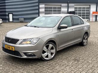 Schadeauto Seat Toledo 1.2 TSI Liftback  Benzine 1.197cc 77kW (105pk) FWD 2012-07/2015-06  CBZB 2013/7