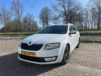 Unfallwagen Skoda Octavia 1.6 TDI Greenline 16V Combi/o 4Dr Diesel 1.598cc 81kW (110pk) FWD 2015-06/2020-07  CXXB 2015/9
