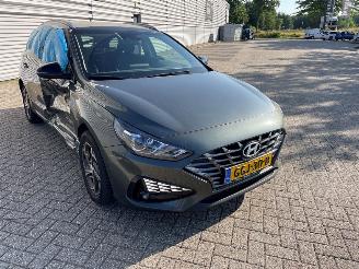 Schadeauto Hyundai I-30 1.0 T-GDI 12V Combi/o  Benzine 998cc 88kW (120pk) FWD 2023/4