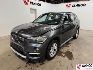 krockskadad bil auto BMW X1  2016/7