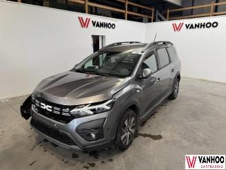 Schadeauto Dacia Jogger  2025/7