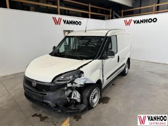 Schadeauto Fiat Doblo  2021/4