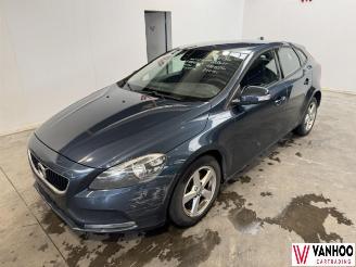 skadebil auto Volvo V-40  2017/2
