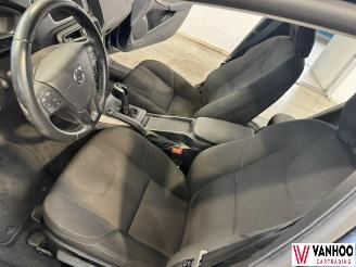 Volvo V-40  picture 12