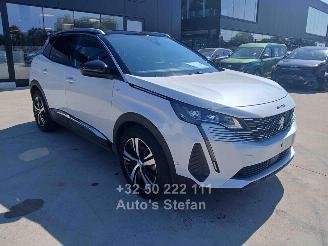 Damaged car Peugeot 3008 GT LINE 2023/10