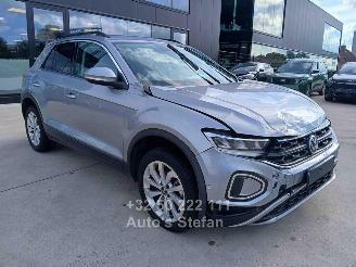 Coche accidentado Volkswagen T-Roc LIFE 2024/9