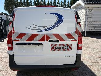 Voiture accidenté Mercedes Vito 116,CDI AUTOMATIC KLIMA/NAVI 2023/5