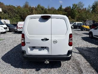 damaged passenger cars Opel Combo AUTOMATIC - 131 PS XL 2025/4