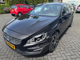 Avarii autoturisme Volvo V-60 2.4 D6 Twin Engine R-Design 2015/12