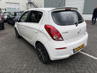 Hyundai I-20 1.2i i-Deal picture 5
