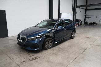 Damaged car BMW 1-serie ADVANTAGE 2023/3