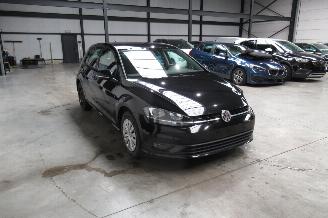 Volkswagen Golf TRENDLINE picture 6