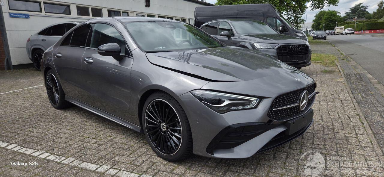 Mercedes Cla-klasse 180i