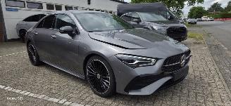 uszkodzony samochody osobowe Mercedes Cla-klasse 180i 2024/1