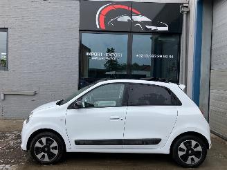 Unfallwagen Renault Twingo RENAULT TWINGO 1.0I 2017 2017/11