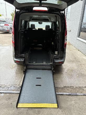 Damaged car Ford Tourneo Connect FORD TOURNEO CONNECT ROLSTOEL 1.5D 2020 2020/6