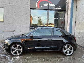 Schadeauto Audi A1 AUDI A1 1.6TDI 2014 2014/4