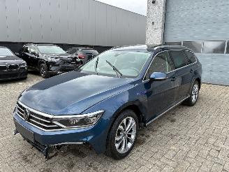 krockskadad bil auto Volkswagen Passat VW PASSAT GTE 2023 2023/9