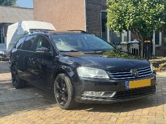 skadebil auto Volkswagen Passat Variant 1.4 TSI Trendline BlueMotion 2013/1