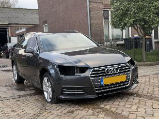 Audi A4 Avant 1.4 TFSI Automaat ( DIEFSTAL SCHADE ) picture 3