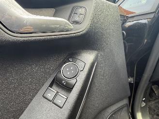 Ford Fiesta 1.0 EcoBoost Titanium picture 13