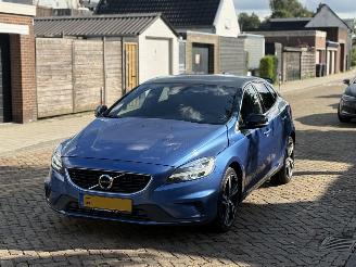 škoda osobní automobily Volvo V-40 2.0 T4 R DESIGN Sport 2017/1
