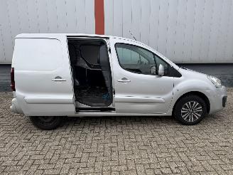 Peugeot Partner 1.6 BlueHDi 75 L1 Première EURO 6 picture 11