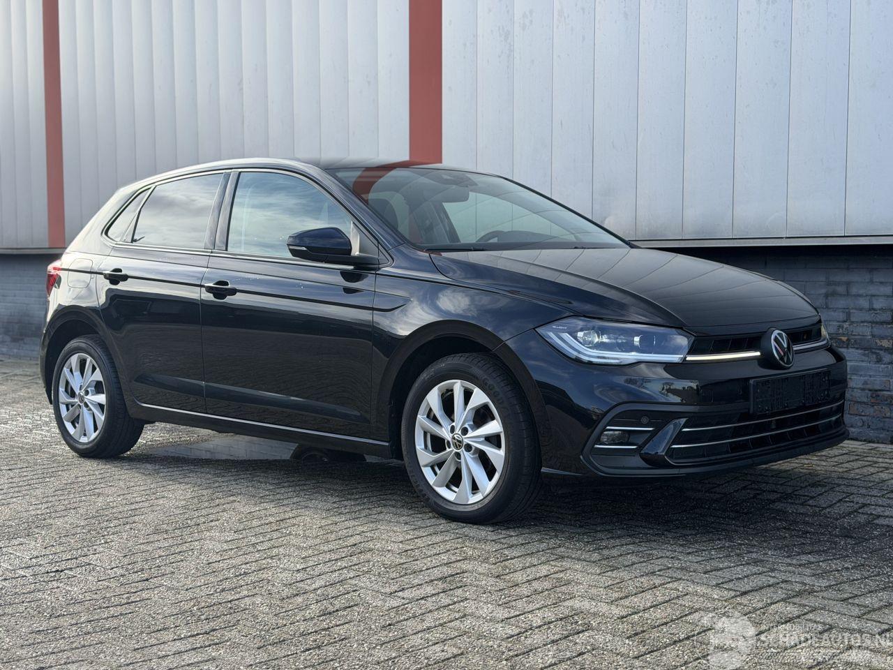 Volkswagen Polo 1.0 TSI IQ LIGHT  LED NAVI