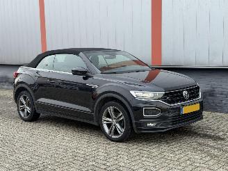 Unfallwagen Volkswagen T-Roc 1.5 TSI R LINE AUTOMAAT 2020/1