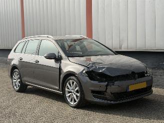 Unfallwagen Volkswagen Golf 1.4 TSI Highline AUTOMAAT NAP 2016/1