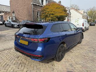 Volkswagen Passat Variant 1.5 eHybrid R-Line Edition picture 8