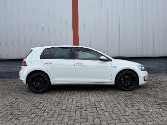 Volkswagen Golf 1.4 TSI GTE DSG picture 5